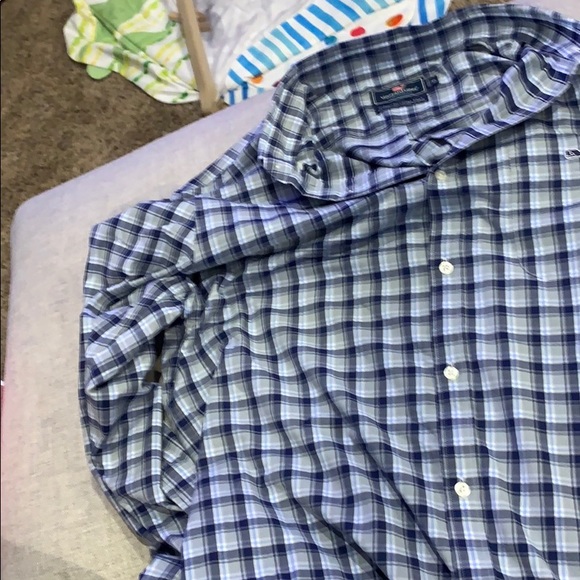 Vineyard Vines Button Down Shirt - Picture 2 of 4